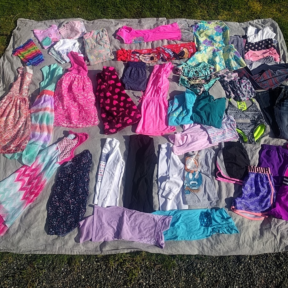 44 ITEM BUNDLE!!!! $2.72 A PIECE!!!